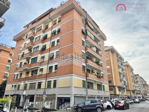 appartamento in vendita a Roma in zona Portuense