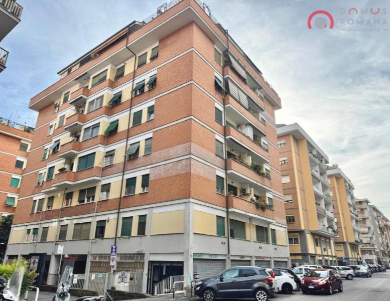 appartamento in vendita a Roma in zona Portuense