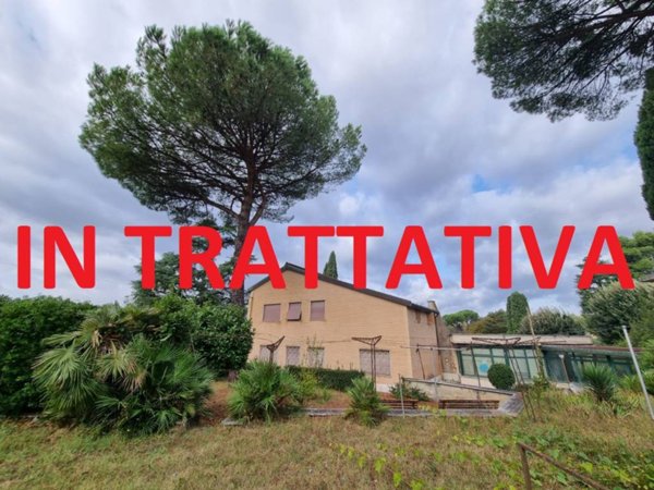 casa indipendente in vendita a Roma in zona Sette Bagni