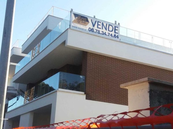 appartamento in vendita a Roma in zona Ardeatino