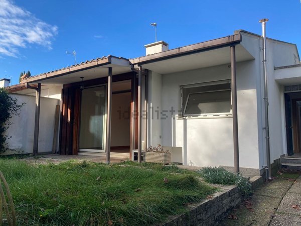 casa indipendente in vendita a Roma in zona Olgiata