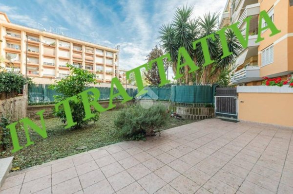 appartamento in vendita a Roma
