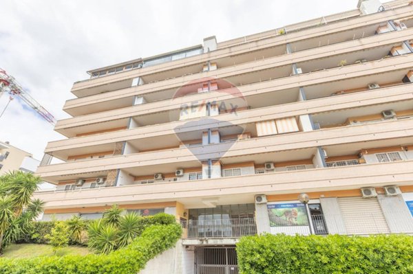 appartamento in vendita a Roma in zona Ponte di Nona