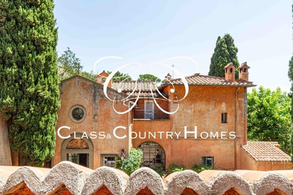 casa indipendente in vendita a Roma