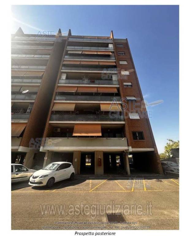 appartamento in vendita a Roma in zona Cinecittà