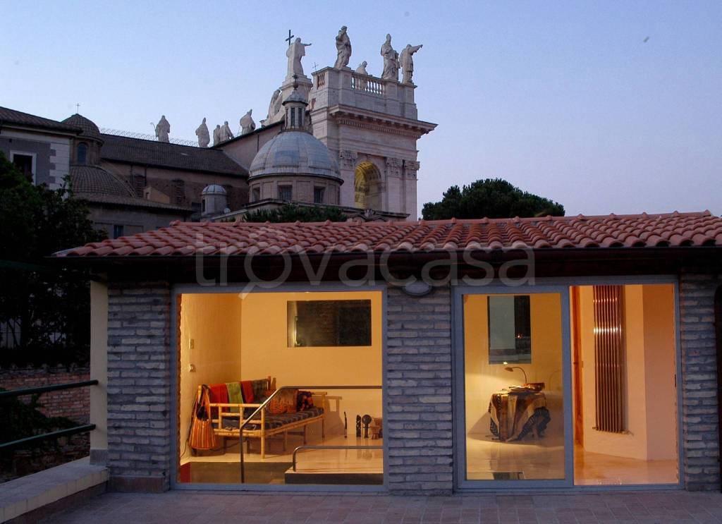 appartamento in vendita a Roma in zona Centro Storico