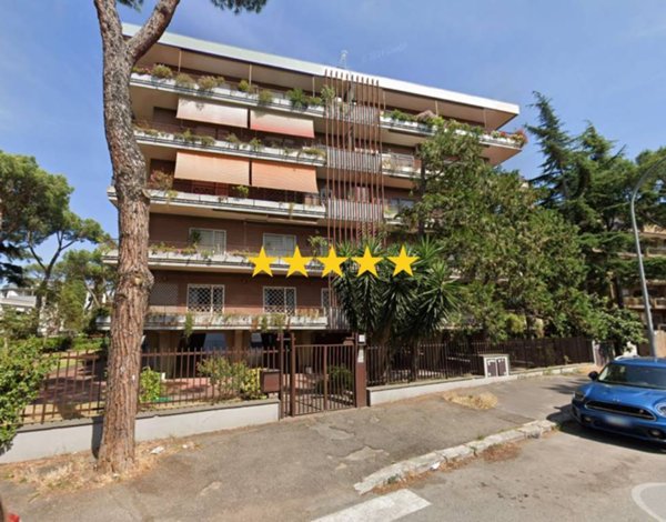 appartamento in vendita a Roma in zona Mostacciano