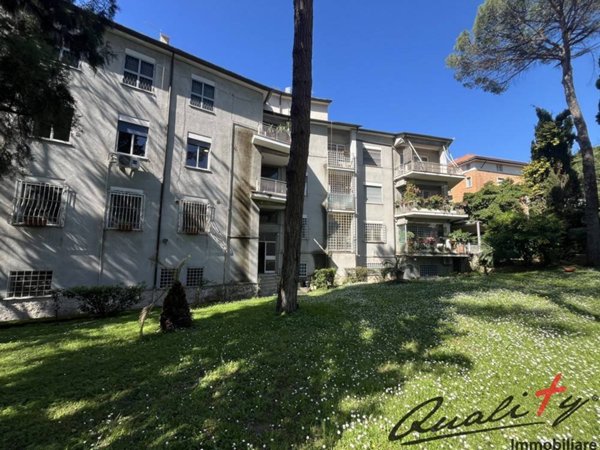 appartamento in vendita a Roma in zona Ostiense
