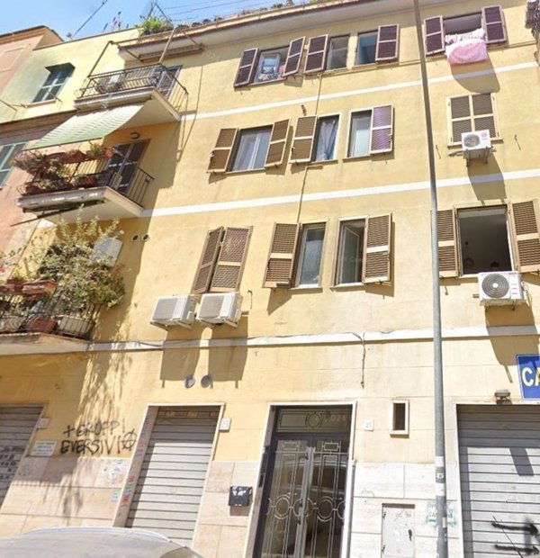 appartamento in vendita a Roma in zona Tuscolano