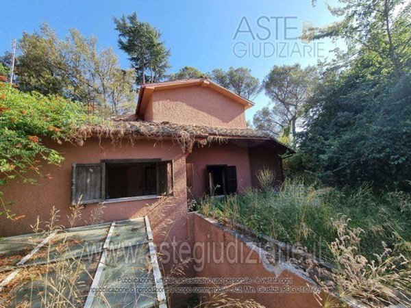 casa indipendente in vendita a Roma in zona Grottarossa