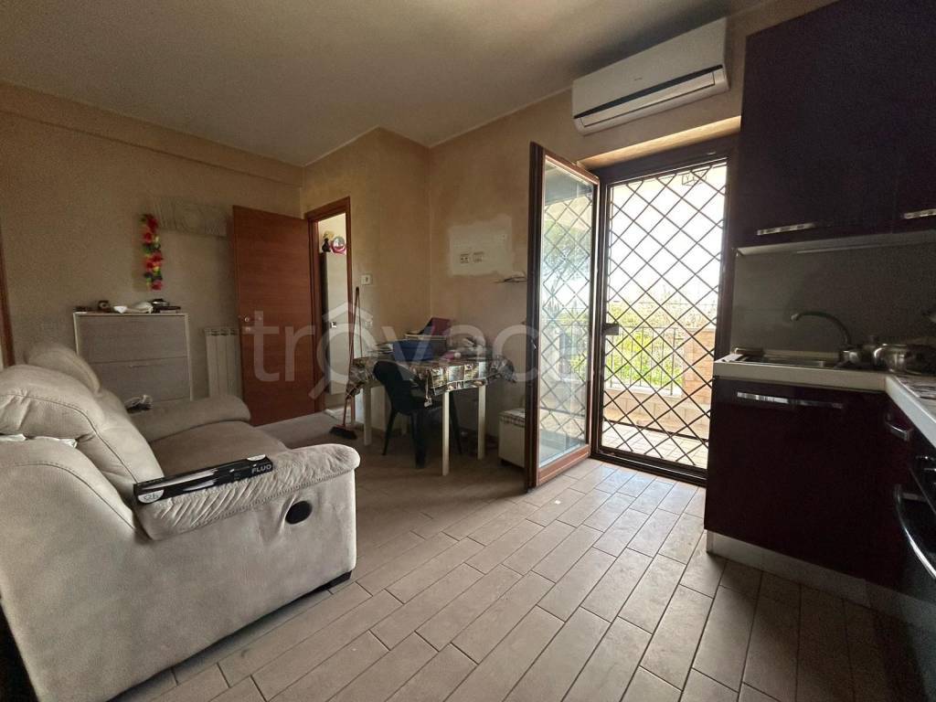 appartamento in vendita a Roma in zona Piana del Sole