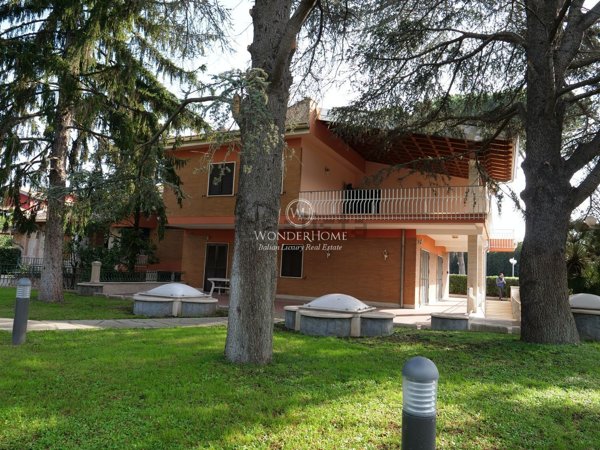 casa indipendente in vendita a Roma in zona Aurelio