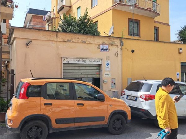 negozio in vendita a Roma in zona Trionfale