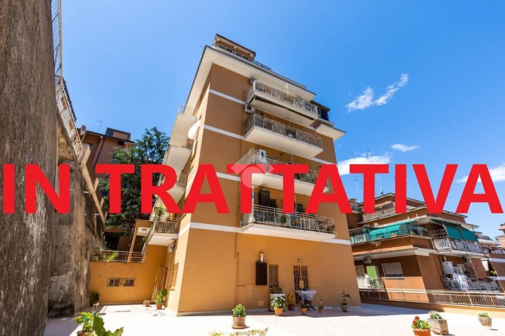 appartamento in vendita a Roma in zona Primavalle