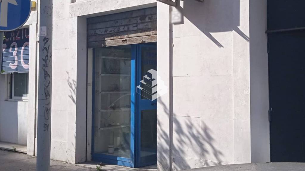 appartamento in vendita a Roma in zona Tuscolano