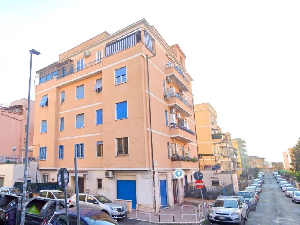 appartamento in vendita a Roma in zona Alessandrino