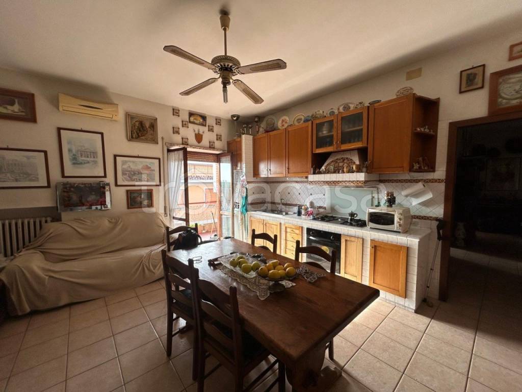 appartamento in vendita a Roma in zona Massimina/Casal Lumbroso