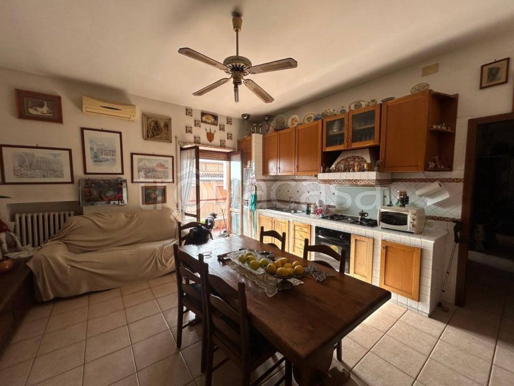 appartamento in vendita a Roma in zona Massimina/Casal Lumbroso