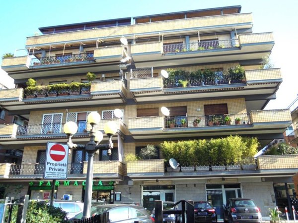 appartamento in vendita a Roma in zona Tor di Quinto