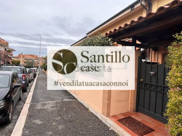 casa indipendente in vendita a Roma