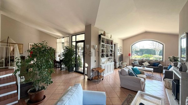 casa indipendente in vendita a Roma