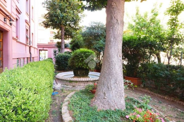 appartamento in vendita a Roma in zona Tuscolano