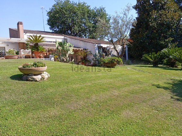 casa indipendente in vendita a Roma in zona Olgiata