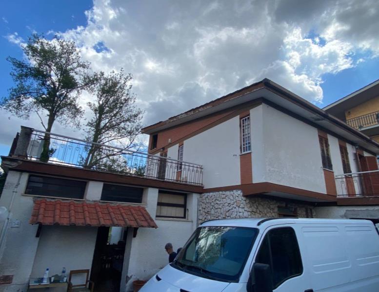 casa indipendente in vendita a Roma in zona Casal Morena