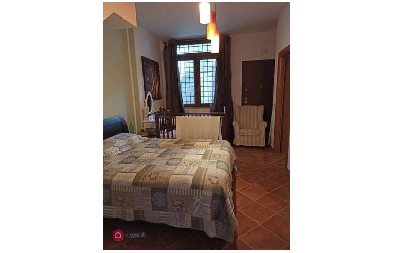 casa indipendente in vendita a Roma in zona Valle Santa