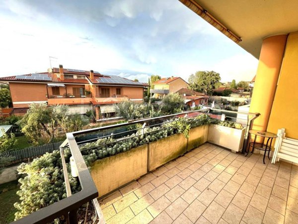 appartamento in vendita a Roma in zona Acilia