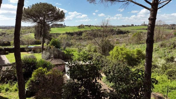 casa indipendente in vendita a Roma in zona Grottarossa