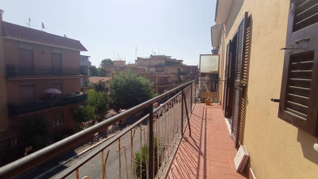 appartamento in vendita a Roma in zona Ponte Mammolo