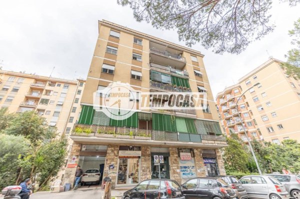 appartamento in vendita a Roma in zona Ostiense