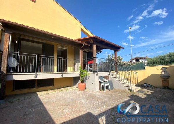 casa indipendente in vendita a Roma in zona Tuscolano