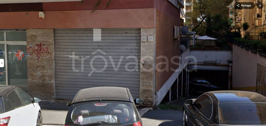 negozio in vendita a Roma in zona Prenestino-Labicano