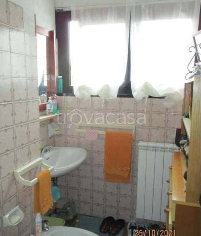 appartamento in vendita a Roma in zona Ostiense