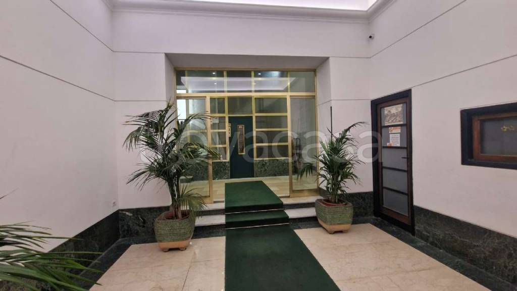 appartamento in vendita a Roma in zona Appio Latino