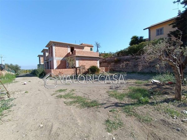 casa indipendente in vendita a Roma in zona Borghesiana