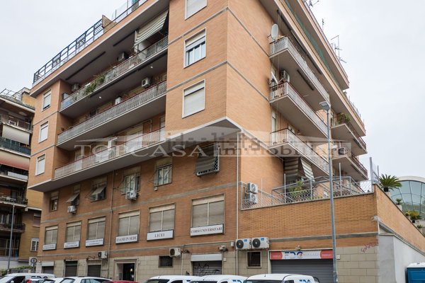 appartamento in vendita a Roma in zona Portuense