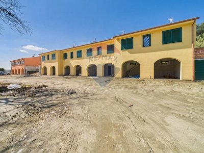 casa indipendente in vendita a Roma