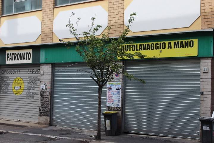 negozio in vendita a Roma in zona Tor Sapienza