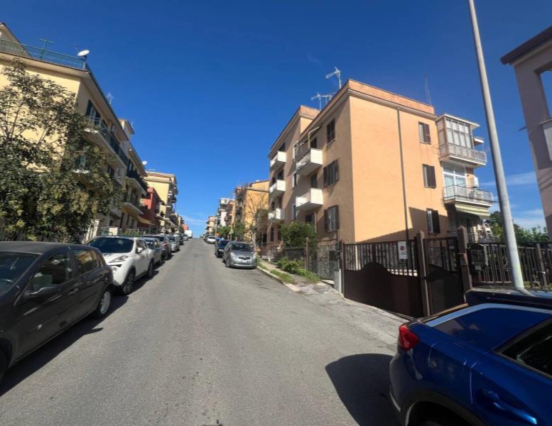 appartamento in vendita a Roma in zona Ponte Mammolo