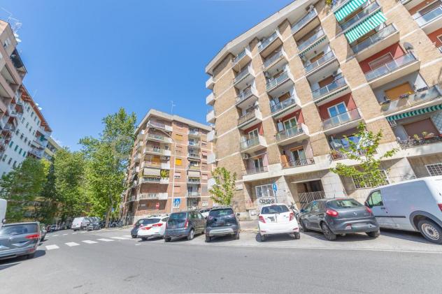 appartamento in vendita a Roma in zona Monte Sacro/Talenti