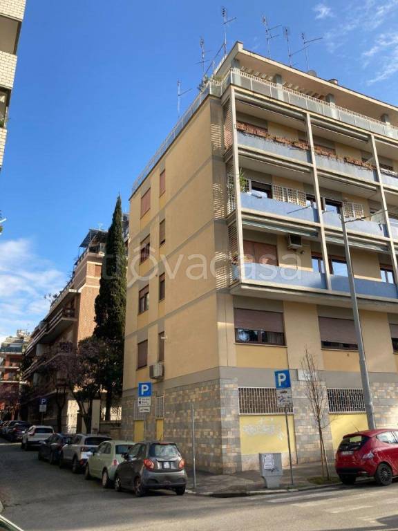 appartamento in vendita a Roma in zona Trieste