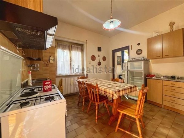 appartamento in vendita a Roma in zona Selva Candida