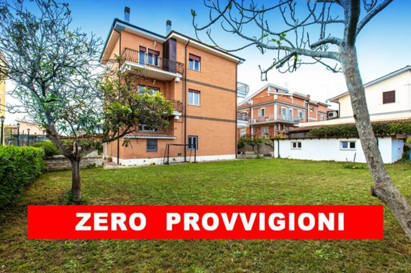 appartamento in vendita a Roma in zona Selva Candida