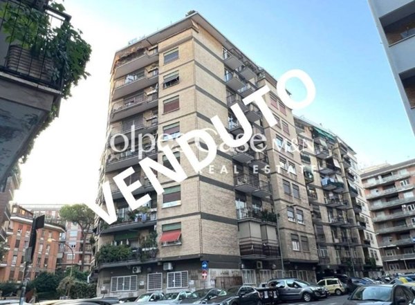 appartamento in vendita a Roma in zona Gianicolense