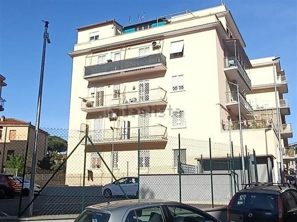 appartamento in vendita a Roma in zona Primavalle