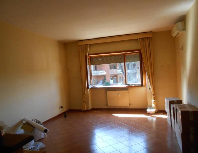appartamento in vendita a Roma in zona Portuense