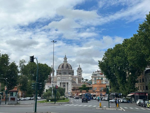 negozio in vendita a Roma in zona Della Vittoria